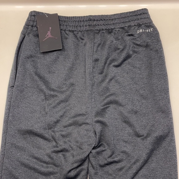 Air Jordan Kids joggers Bottom - Picture 6 of 9